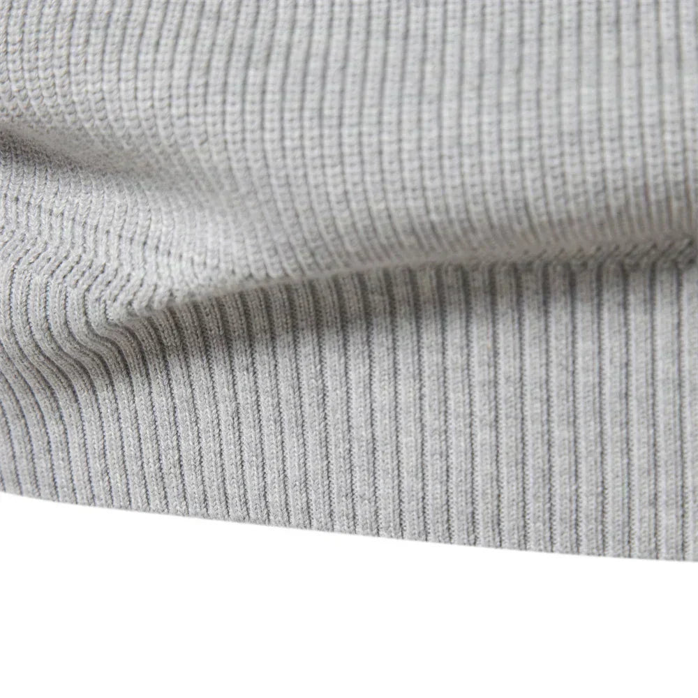 Herrenpullover Kiro – Strick & Zip